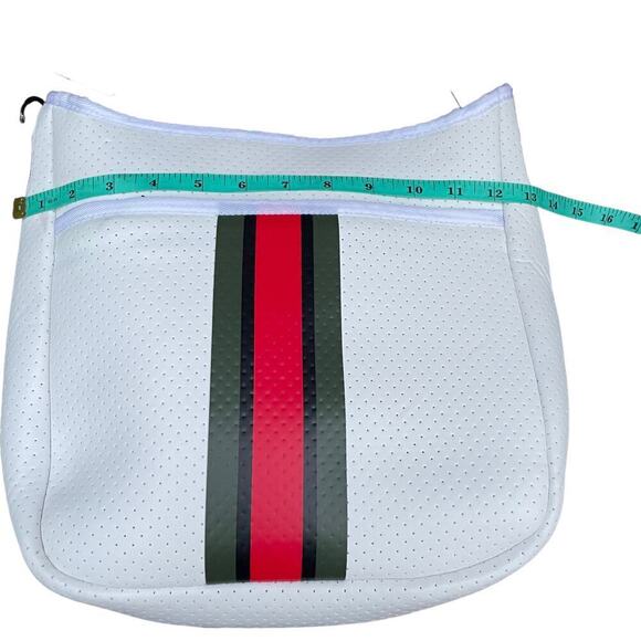 Haute Shore Convertible Crossbody Neoprene Handbag - Picture 4 of 16